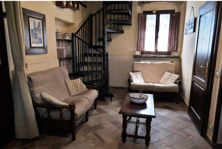 Podere Il Leccione Palaia Zewnętrze zdjęcie